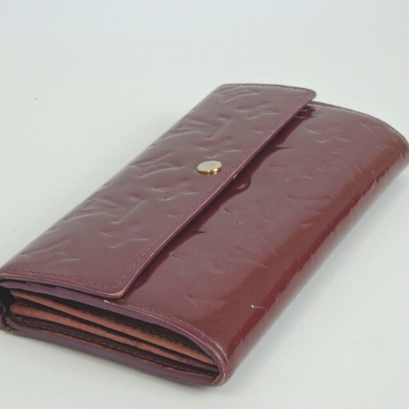 LOUIS VUITTON Vernis OLD Portefeuille sarah wallet